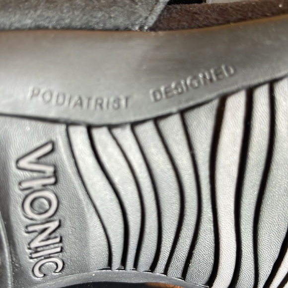 Vionic Reat Samoa slide Sandal size 9 wide - Picture 5 of 7